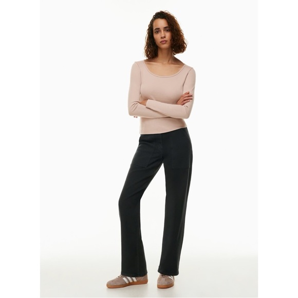 Aritzia Pants - Aritzia Wilfred Modern Utility Pant